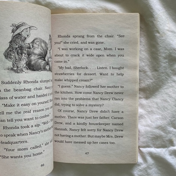 “Nancy Clancy (Super sleuth)” - Picture 4 of 4